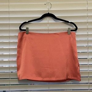 Coral mini skirt
